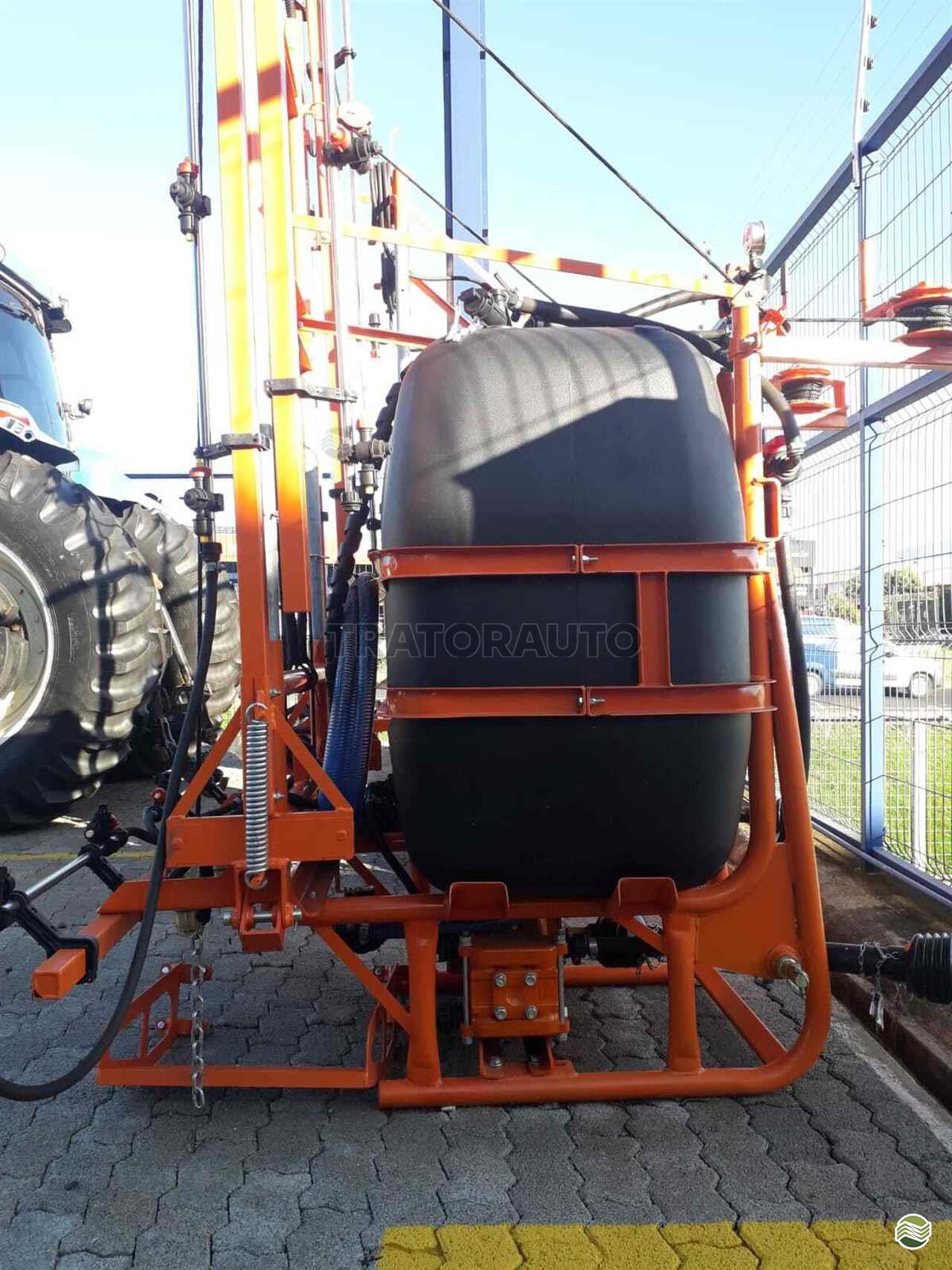 PULVERIZADOR LMC PULVERIZADORES GAIVOTA Acoplado Hidráulico Tratorauto Tratores - Landini UBERLANDIA MINAS GERAIS MG
